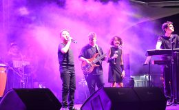 MOD10 Gençlik Orkestrası Sındırgı’yı salladı