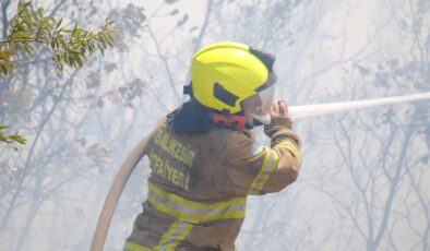Balıkesir Büyükşehir İtfaiyesi’nden bölge yangınlarına güçlü destek