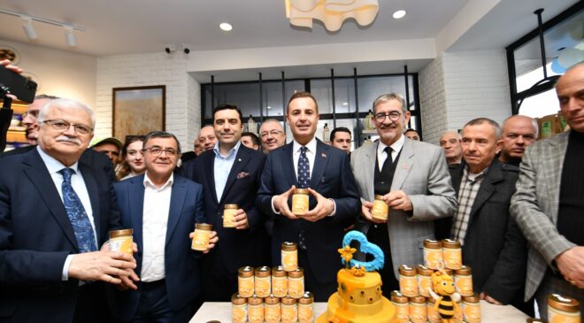 Büyükşehir emeğe değer kattı, Ondan Yerel Market’i hizmete açtı